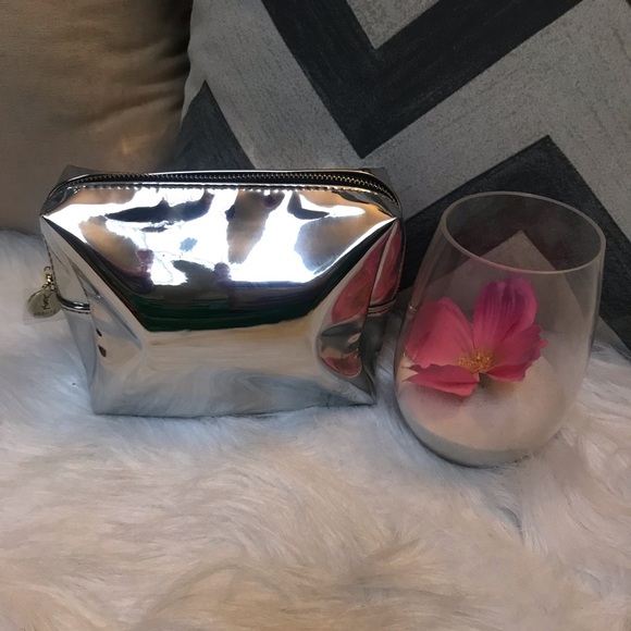 YSL Beaute bag/clutch/pouch. Silver mirror tint. - Picture 2 of 8